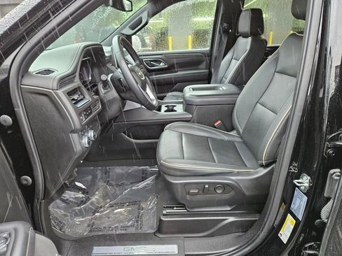 Used 2023 GMC Yukon XL SLT image 15