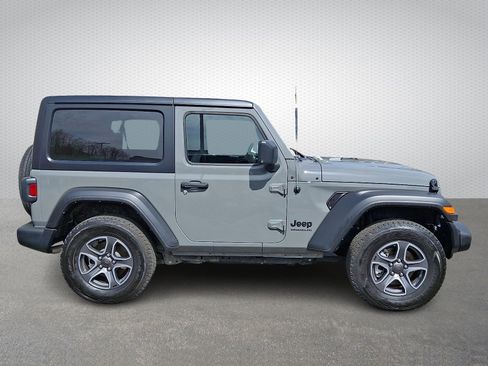 Certified 2022 Jeep Wrangler Sport image 7