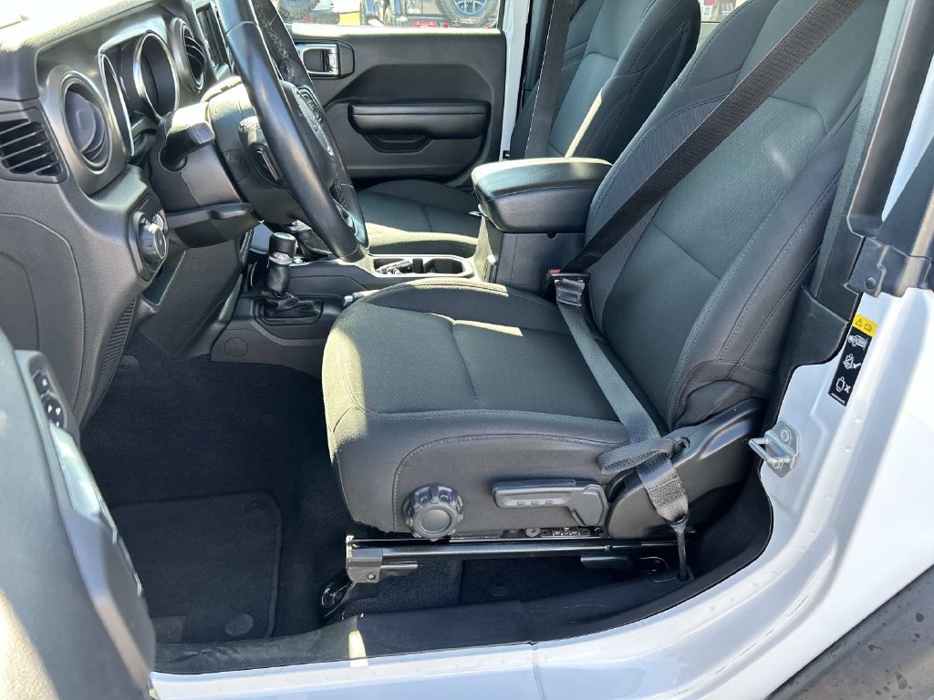 Used 2021 Jeep Wrangler Sport AWD/4WD image 36