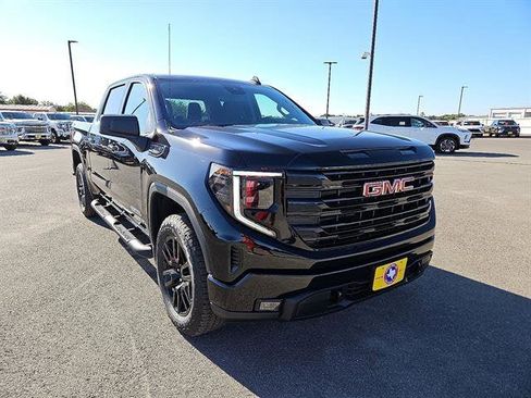 New 2026 GMC Sierra 1500 Elevation image 7