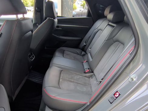 Used 2022 Hyundai Sonata SEL Plus w/ Cargo Package FWD image 10