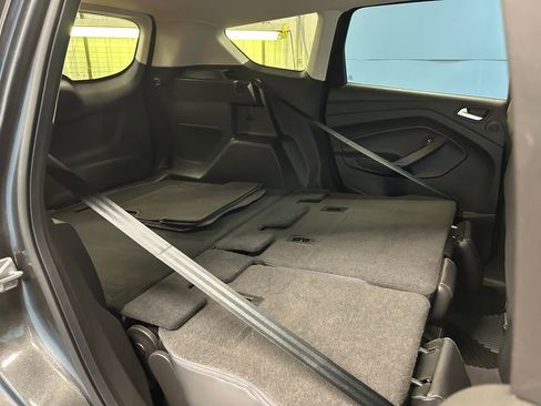 Used 2019 Ford Escape Titanium image 45