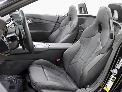 Used 2022 BMW Z4 sDrive30i w/ Convenience Package image 27