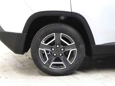 New 2026 Jeep Cherokee Limited AWD/4WD image 37