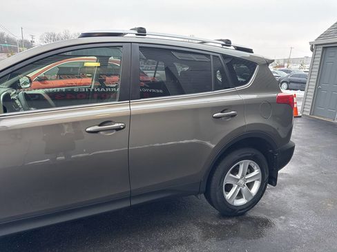Used 2013 Toyota RAV4 XLE image 5