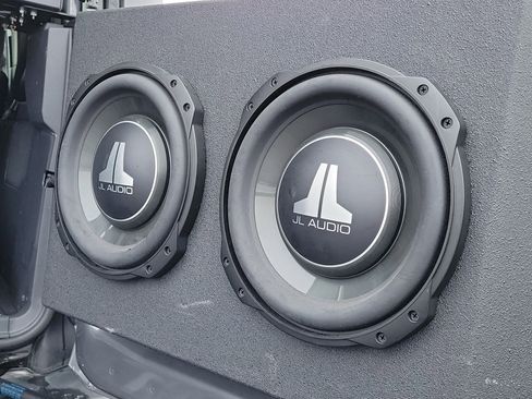 Used 2023 Ford Bronco Badlands image 8