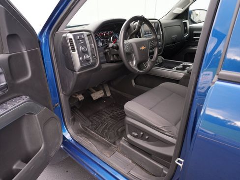 Used 2018 Chevrolet Silverado 1500 LT w/ All Star Edition AWD/4WD image 13