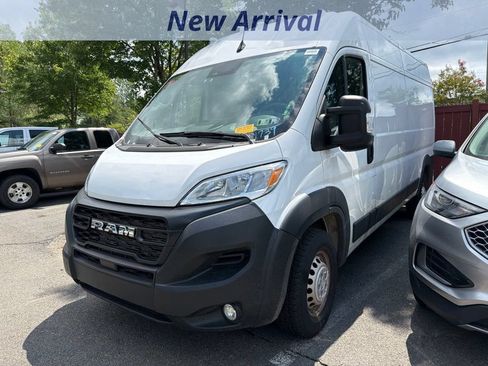 Used 2026 RAM ProMaster 2500 w/ Convenience Group FWD image 1