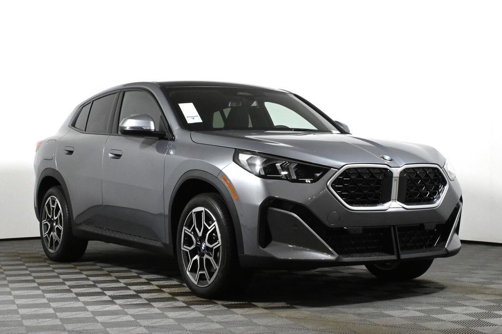 Used 2025 BMW X2 xDrive28i w/ Technology Package AWD/4WD image 9