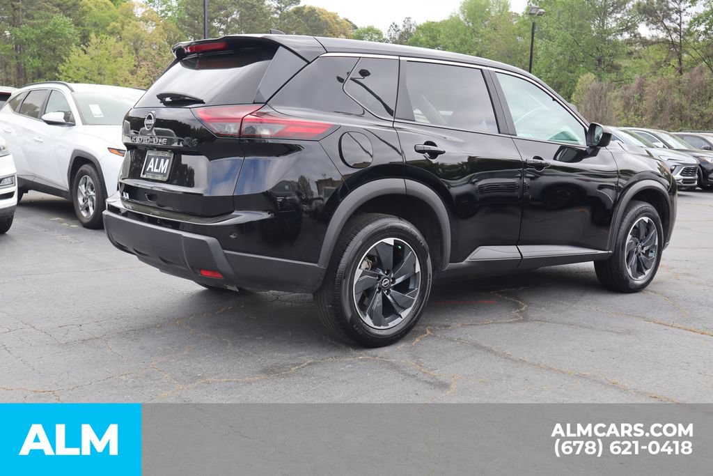 Used 2025 Nissan Rogue SV FWD image 5