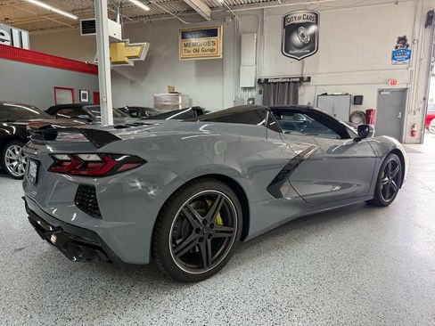 Used 2024 Chevrolet Corvette Stingray Premium Conv w/ Z51 Performance Package RWD image 6