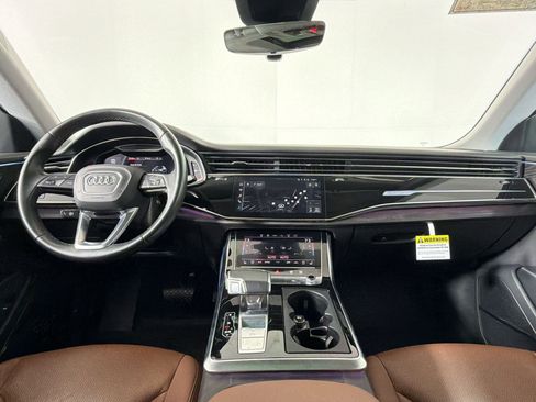 Used 2022 Audi Q8 Prestige w/ Prestige Package image 26