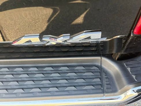 Certified 2022 RAM 2500 Laramie image 15