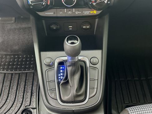 Used 2023 Hyundai Kona SE w/ Cargo Package image 23