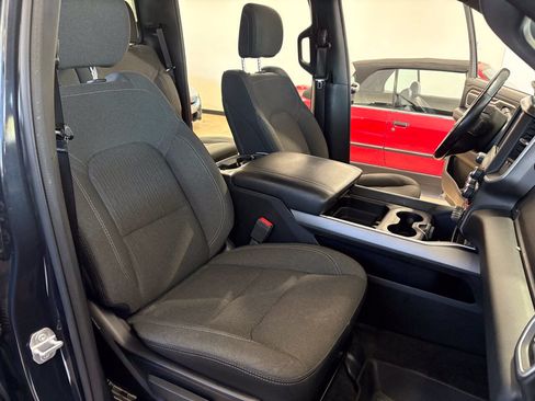 Used 2020 RAM 1500 Big Horn RWD image 37