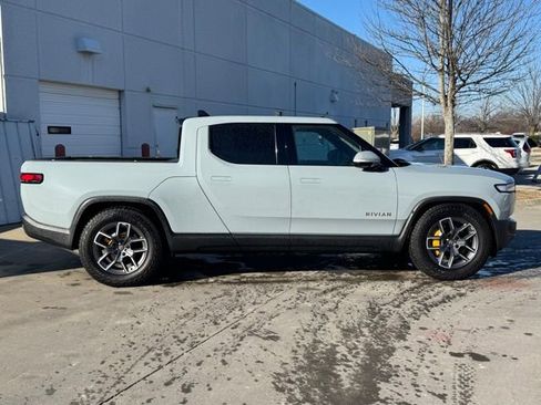 Used 2022 Rivian R1T Launch Edition image 9