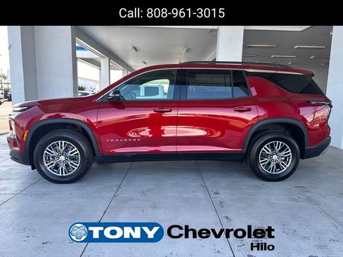 New 2025 Chevrolet Traverse LT w/ Driver Confidence Package image 2