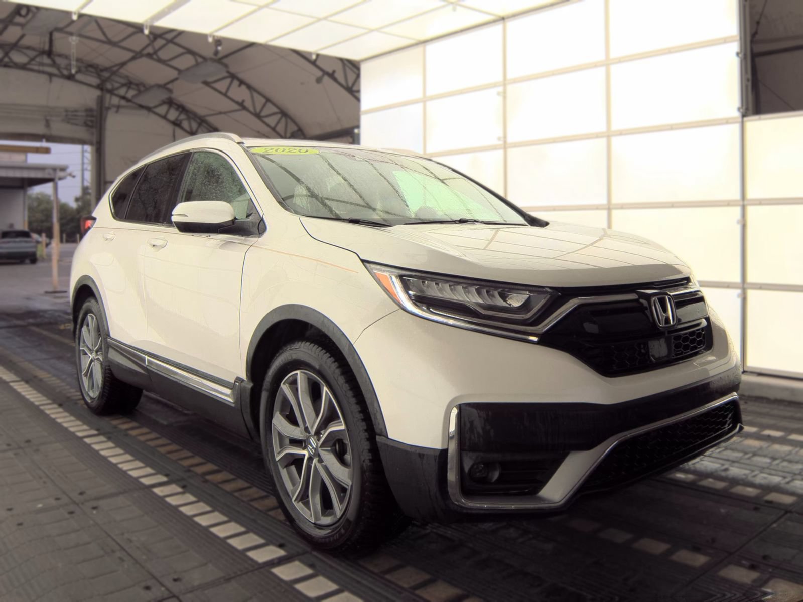 Used 2020 Honda CR-V Touring image 3