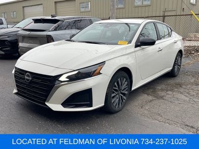 Used 2025 Nissan Altima 2.5 SV