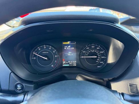 Used 2021 Subaru Impreza 2.0i Premium image 23