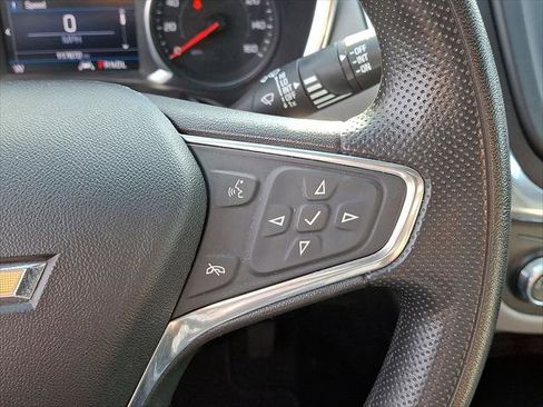 Used 2020 Chevrolet Equinox LT image 10