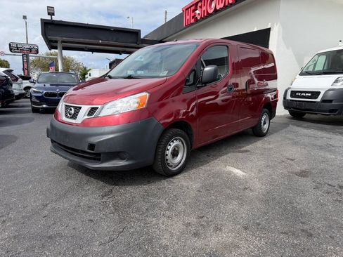 Used 2017 Nissan NV200 S image 1