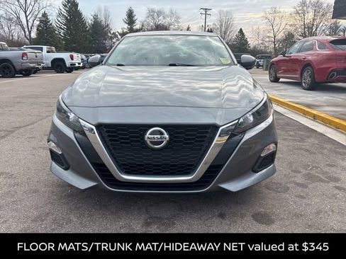 Used 2022 Nissan Altima 2.5 S image 3
