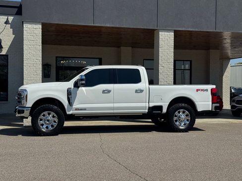 Used 2025 Ford F250 King Ranch w/ Chrome Package image 7