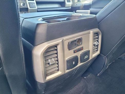 Used 2020 Ford F150 Lariat w/ Equipment Group 502A Luxury AWD/4WD image 14