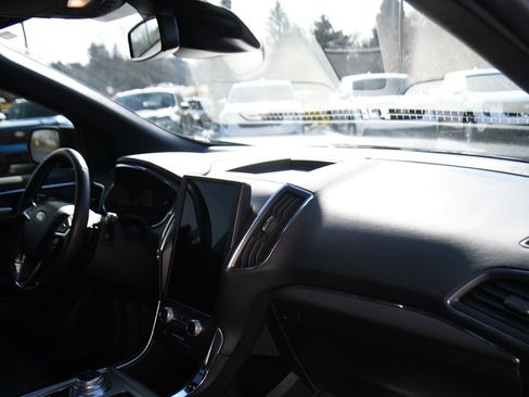 Used 2021 Ford Edge ST w/ Equipment Group 401A image 15