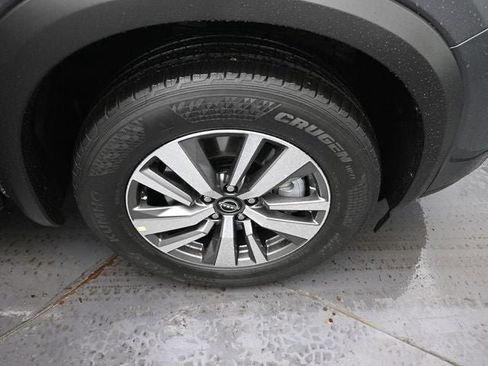 New 2026 Nissan Pathfinder SL image 38