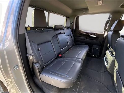 Used 2022 GMC Sierra 1500 SLT w/ SLT Premium Plus Package image 17