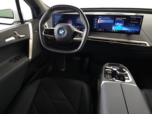 Used 2024 BMW iX xDrive50 w/ Sport Package AWD/4WD image 21