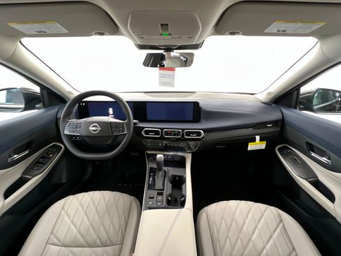 New 2026 Nissan Sentra SL image 9