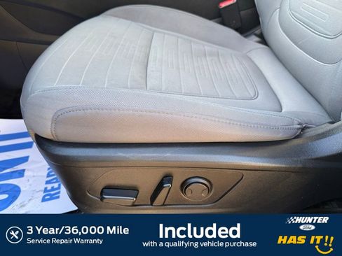 Used 2023 Hyundai Santa Cruz SEL image 4