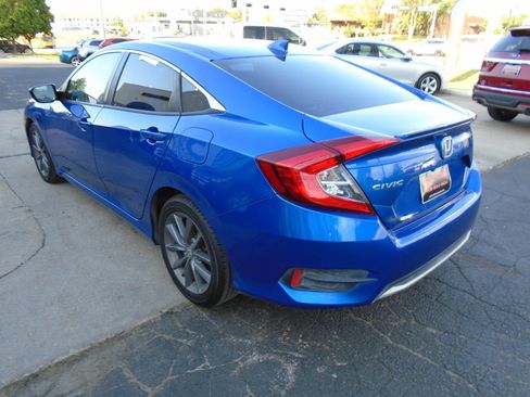 Used 2020 Honda Civic EX image 4