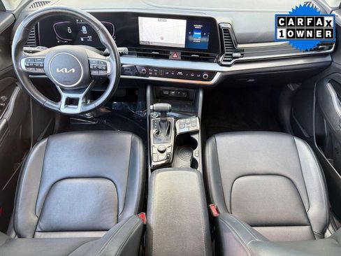 Used 2023 Kia Sportage EX AWD/4WD image 16