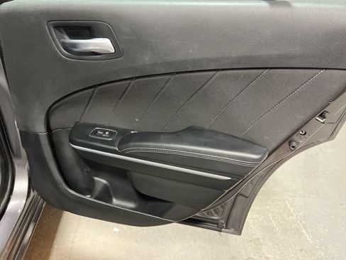 Used 2023 Dodge Charger SXT RWD image 12