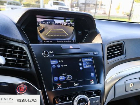 Used 2019 Acura ILX w/ Premium Package FWD image 25