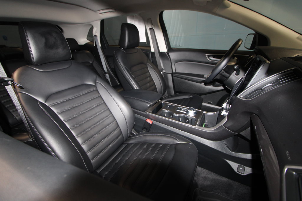 Used 2024 Ford Edge SEL AWD/4WD image 20