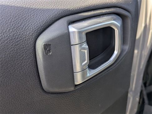 Used 2022 Jeep Gladiator Mojave w/ Cold Weather Group image 24