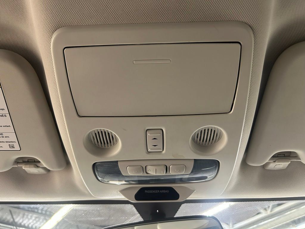 Used 2021 Ford EcoSport SE w/ SE Convenience Package FWD image 23
