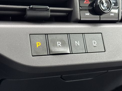 New 2026 Nissan Leaf Platinum+ w/ Cargo Package (Platinum+) image 19