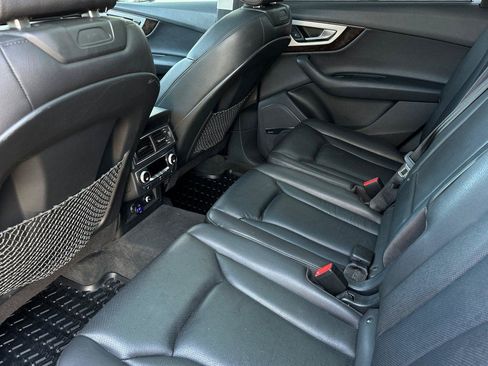Used 2018 Audi Q7 2.0T Premium Plus w/ Premium Plus Package image 12