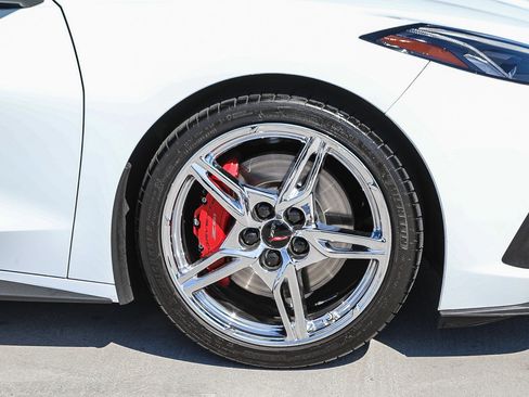 Used 2022 Chevrolet Corvette Stingray Premium Cpe w/ Z51 Performance Package RWD image 10