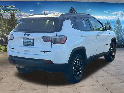 New 2026 Jeep Compass Trailhawk image 5