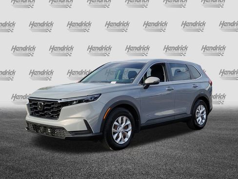 Used 2023 Honda CR-V LX image 4