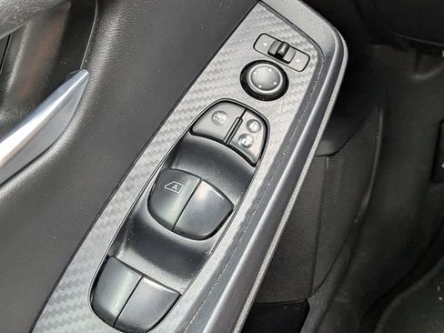 Used 2024 Nissan Sentra SV FWD image 19