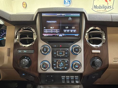 Used 2016 Ford F250 Lariat w/ Lariat Ultimate Package AWD/4WD image 20