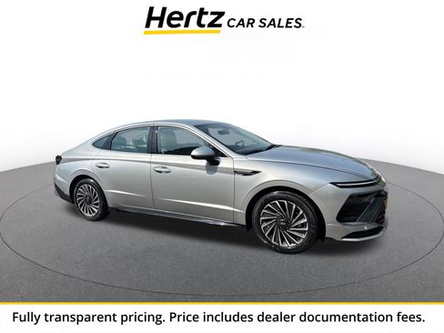 Used 2025 Hyundai Sonata SEL FWD image 1